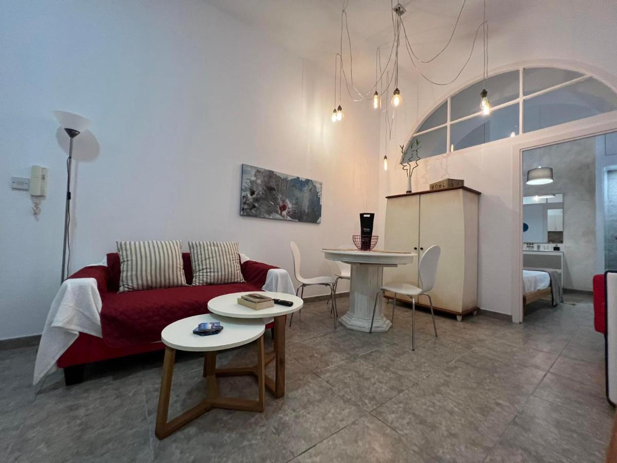 Quirky 1Br Just Off Main Street Prime Location Daire Cebelitarık Dış mekan fotoğraf