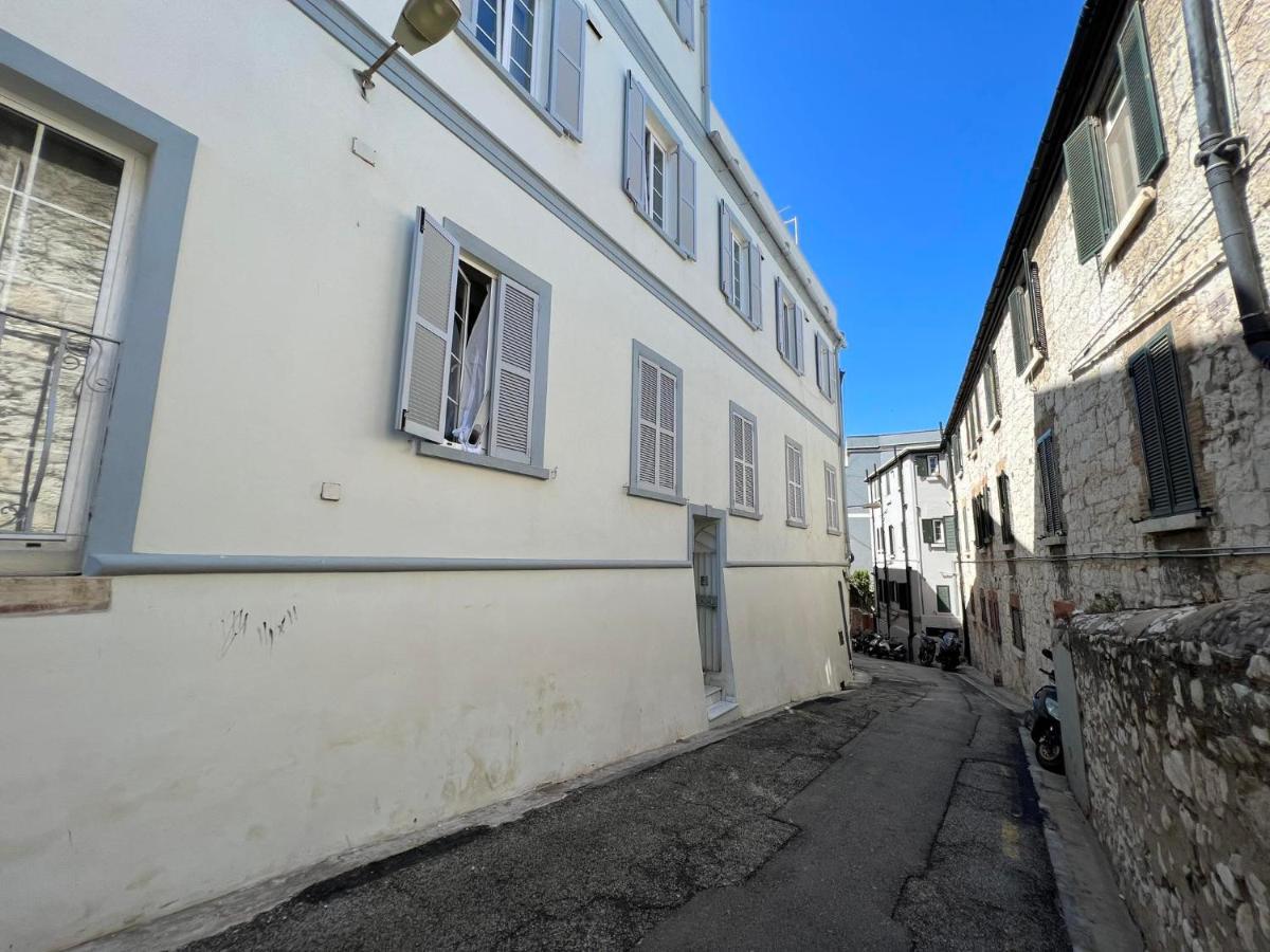 Quirky 1Br Just Off Main Street Prime Location Daire Cebelitarık Dış mekan fotoğraf